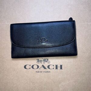 VINTAGE COACH Women's Trifold Wallet in  Pebble Leather Credit Card Holder